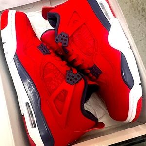 Jordan 4 Retro SE, size 10.5